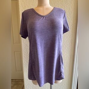 Duluth Trading Co Women's V-Neck Armachillo Lavender Tee